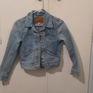NWOT Aritzia Denim Forum Cropped Denim Jacket